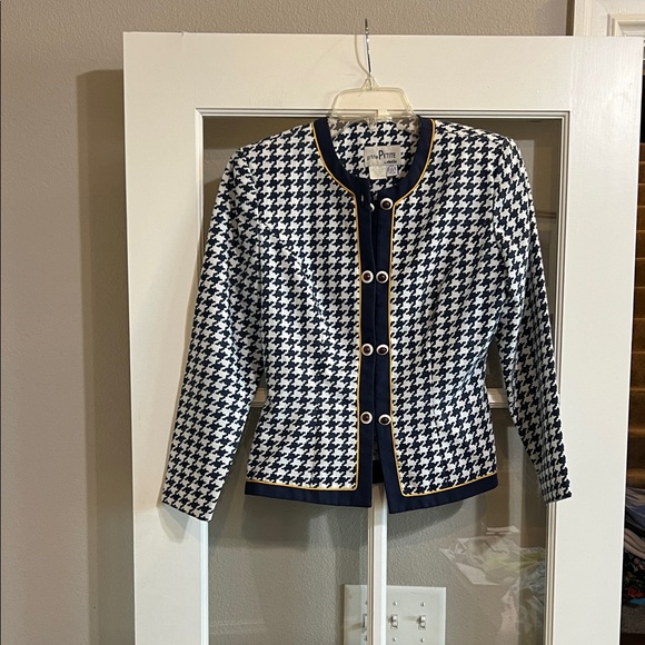 Etoile Jackets & Blazers - Chic Houndstooth Blazer with Gold Trim